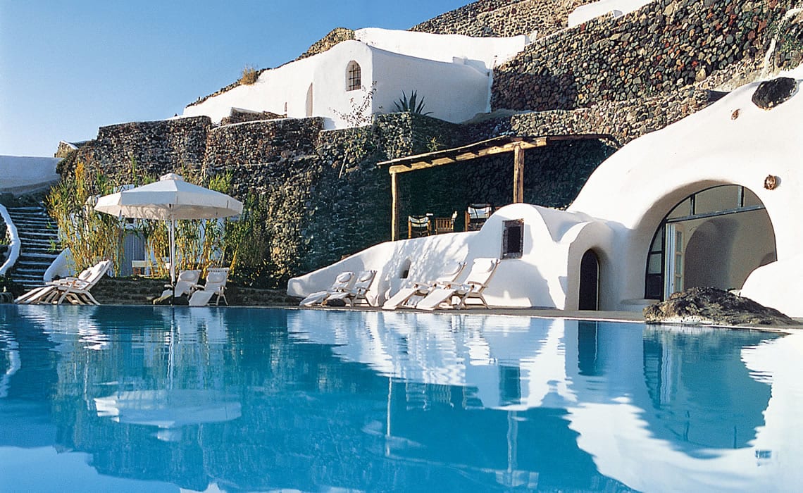 Μόνο ένα ελληνικό ξενοδοχείο στη φετινή λίστα με τα 78 κορυφαία . Η «Βίβλος» των ταξιδιωτών, όπως έχει χαρακτηριστεί ...