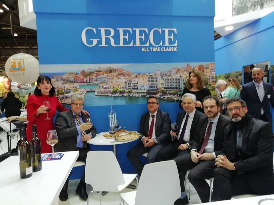 Πολύ θετικά μηνύματα για τον τουρισμό στην Κρήτη από την έκθεση της Βιέννης . Με μεγάλη επιτυχία και ιδιαίτερα θετικά μηνύματα για το νησί μας πραγματοποιήθηκε ....
