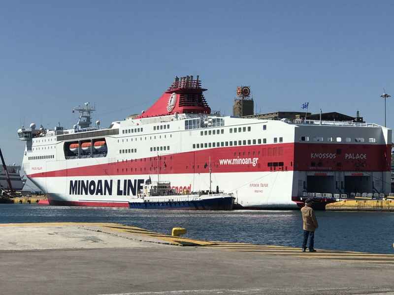 Οι Μινωικές Γραμμές αλλάζουν προσωρινά προβλήτα στο Λιμάνι του Πειραιά . Οι ΜΙΝΩΙΚΕΣ ΓΡΑΜΜΕΣ γνωστοποιούν στο επιβατικό κοινό ότι λόγω εργασιών ....