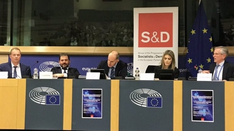 Ο Αντώνης Καράτζης σε φόρουμ στο Ευρωπαϊκό Κοινοβούλιο . ​Συμμετοχή και ομιλία του Προέδρου του Ομιλου Καράτζη , σε φόρουμ στο Ευρωπαϊκό Κοινοβούλιο ....