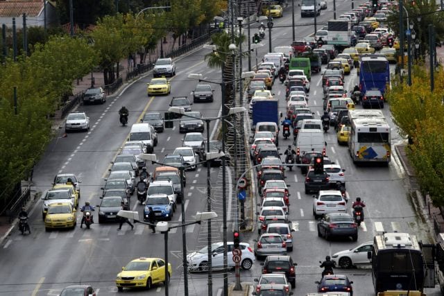 Άδειες κυκλοφορίας : Έληξε η προθεσμία, έρχονται πρόστιμα. Έληξε η προθεσμία ανανέωσης της άδειας κυκλοφορίας η οποία ξεκίνησε...