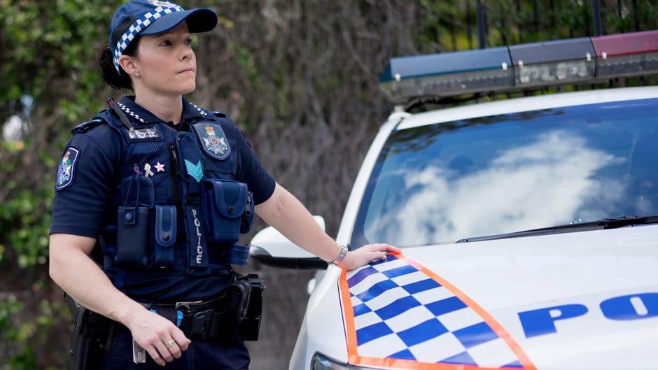 Αυστραλία: 15χρονη οδηγούσε καπνίζοντας με συνοδηγό… την 3χρονη αδελφούλα της. Αντιμέτωποι με ένα πρωτοφανές περιστατικό...