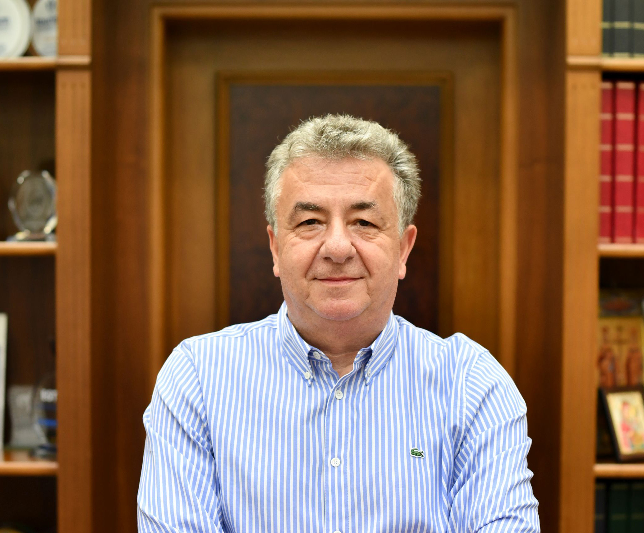 Μήνυμα του Περιφερειάρχη Κρήτης Σταύρου Αρναουτάκη για τη Γιορτή της Μητέρας