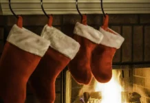 Όσοι στολίζουν νωρίς το χριστουγεννιάτικο δέντρο είναι πιο ευτυχισμένοι