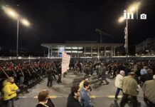 Ζωντανό το μήνυμα της εξέγερσης του Πολυτεχνείου – Ολοκληρώθηκε η πορεία, πάνω από 15.000 κόσμος στους δρόμους