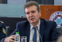 Live οι δηλώσεις Χρυσοχοΐδη: Το νέο πλαίσιο για την οπλοκατοχή μετά το αιματοκύλισμα στα Βορίζια