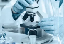 Τι λέει ο γιατρός που παρακολουθούσε το παιδί που γεννήθηκε από το σπέρμα του Δανού δότη και πέθανε από καρκίνο