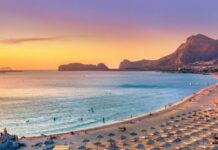 Ελληνικός τουρισμός: Ρεκόρ αφίξεων το 2025 και νέες προκλήσεις για το μέλλον