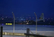 Έφτασε στη Θεσσαλονίκη το C-130 με τις 7 σορούς