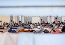 Κρήτη: Δύο προσωρινές δομές μεταναστών – Ανοιχτό το ενδεχόμενο και μόνιμης δομής