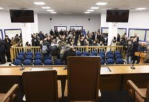 Δίκη για τα Τέμπη: Αυστηρά μέτρα και καθολικός έλεγχος στην είσοδο – Η διάταξη της Προέδρου