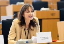 Έλενα Κουντουρά: Ζητά από την Κομισιόν μέτρα και χρηματοδοτικά προγράμματα στήριξης των γυναικών στον τουρισμό για θέσεις ευθύνης, εργασιακή ασφάλεια και εξάλειψη μισθολογικών ανισοτήτων