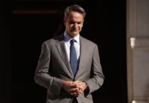 5+1 ανοιχτά μέτωπα ρίχνουν βαριά σκιά πάνω στην ομιλία Μητσοτάκη στη Βουλή για το Κράτος Δικαίου