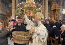 Πρώτη Ανάσταση στην Ιερά Μητρόπολη Ρεθύμνης και Αυλοποτάμου