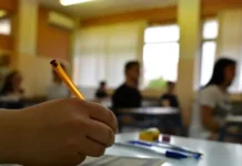 Πανελλήνιες εξετάσεις: όταν η επιτυχία δεν χωρά σε έναν βαθμό