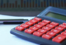 Έως 72 δόσεις: Τι αλλάζει με τις οφειλές προς το ελληνικό Δημόσιο