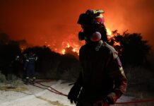 «Οι πυροσβέστες νιώθουν απροστάτευτοι»: Νεκροί και τραυματίες, υπερεργασία, 3 εκατ. απλήρωτα ρεπό και απουσία εκπαίδευσης