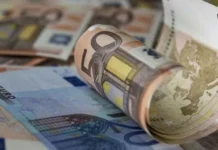 ΥΠΕΘΟΟ: Αφορολόγητα τα φιλοδωρήματα έως 6.000 ευρώ τον χρόνο