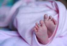 Αποκάλυψη σοκ του Χαμόγελου του Παιδιού: Κακοποιημένο παιδί η 18χρονη που κατηγορείται ότι χτύπησε το 17 ημερών μωρό της