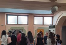 Μαθητές του 4ου Γυμνασίου Ρεθύμνου στους Αγίους Τέσσερις Μάρτυρες και στην έκθεση ζωγραφικής «Ανθεί και φέρει»