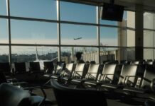 Κρήτη: «Έσπασε» το φράγμα των 5 εκατ. διεθνών αφίξεων – Άνοδος 6,2% στον τουρισμό