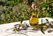 Ελαιόλαδο: Η τιμή που άνοιξε τη νέα σεζόν – Πόσο απέχει από τα προηγούμενα χρόνια